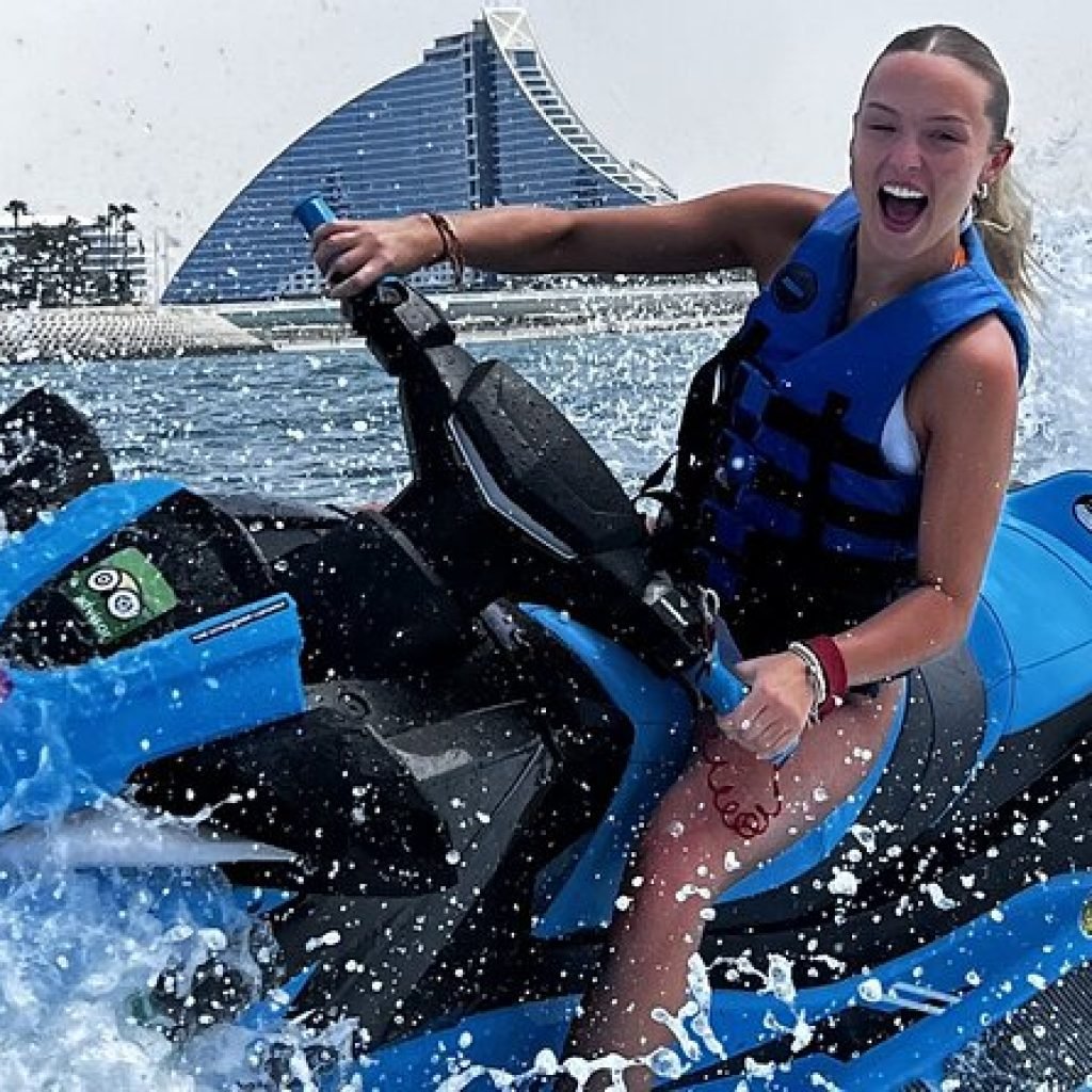 jet ski dubai jumeirah beach