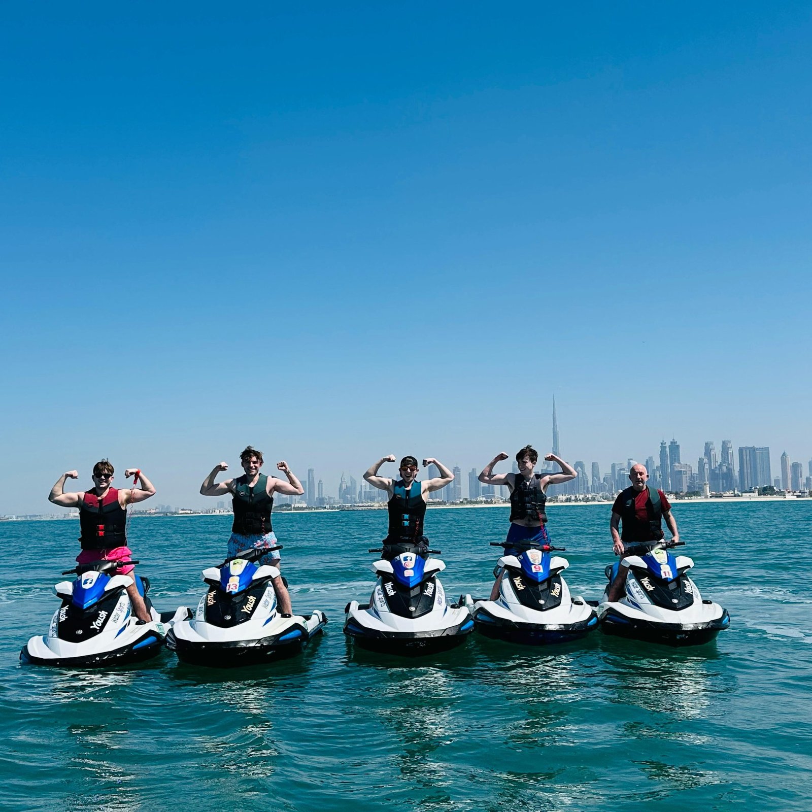 Cruise to Burj Khalifa Viewing Point & Return