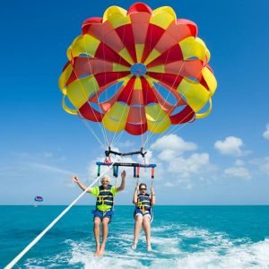 parasailing in Dubai